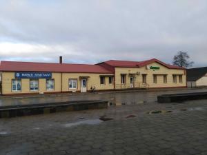 Капитальное строение с инв. №254/C-11420, торговое здание пл. 660,3 кв.м. (г.Миоры, ул. Октябрьская, 2)