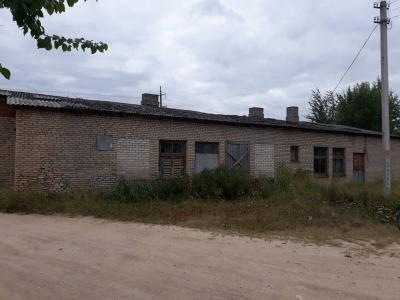 Капитальное строение с инв. №255/С-15225, склад, пл. 252,7 кв.м. (г.Браслав, ул. Демьяна Бедного, 25А)