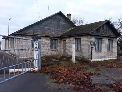 Комплекс зданий (имущества) заправочной автобазы и склада запчастей (г.Браслав, ул. Юбилейная, 34 и 34А)