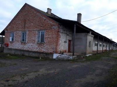 Комплекс зданий №1 (имущества) складов с благоустройством территории (г.Браслав, ул. Юбилейная, 36)